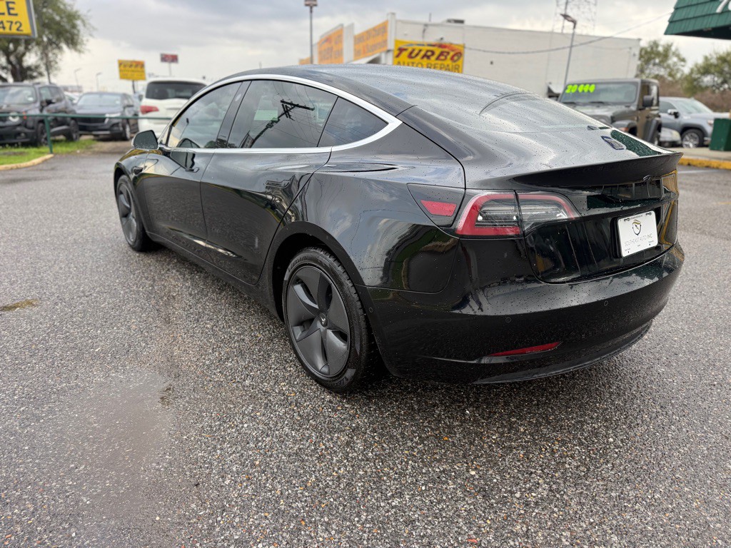 2019 Tesla Model 3 Image 7