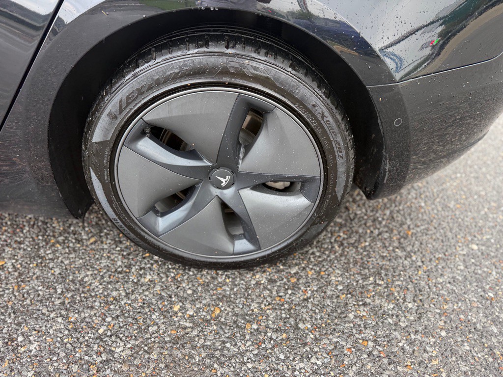 2019 Tesla Model 3 Image 23