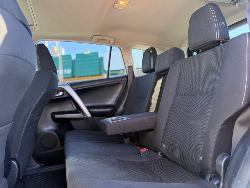 2017 Toyota Rav4 Image 11