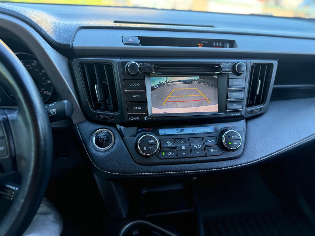 2017 Toyota Rav4 Image 19