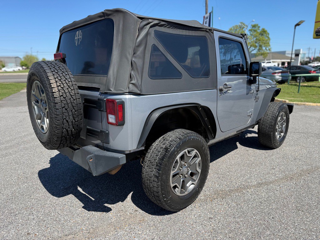 2015 Jeep Wrangler Image 5