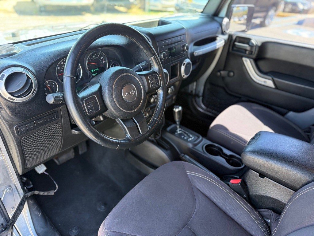 2015 Jeep Wrangler Image 10