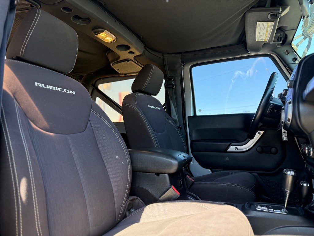 2015 Jeep Wrangler Image 13