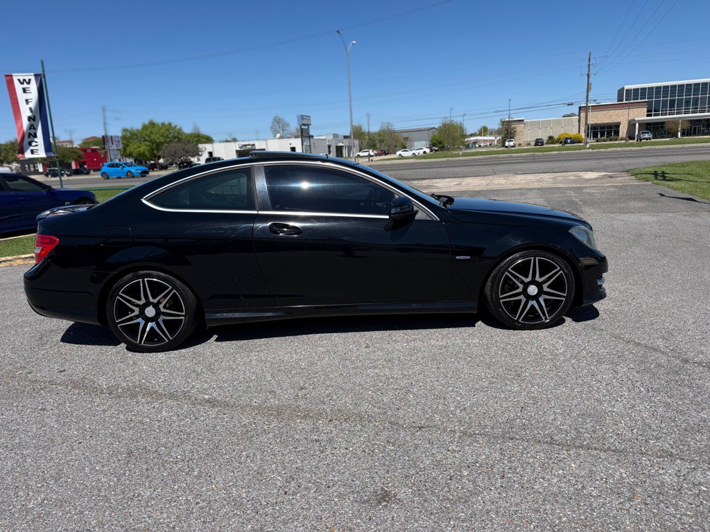 2013 Mercedes-Benz C-Class Image 4