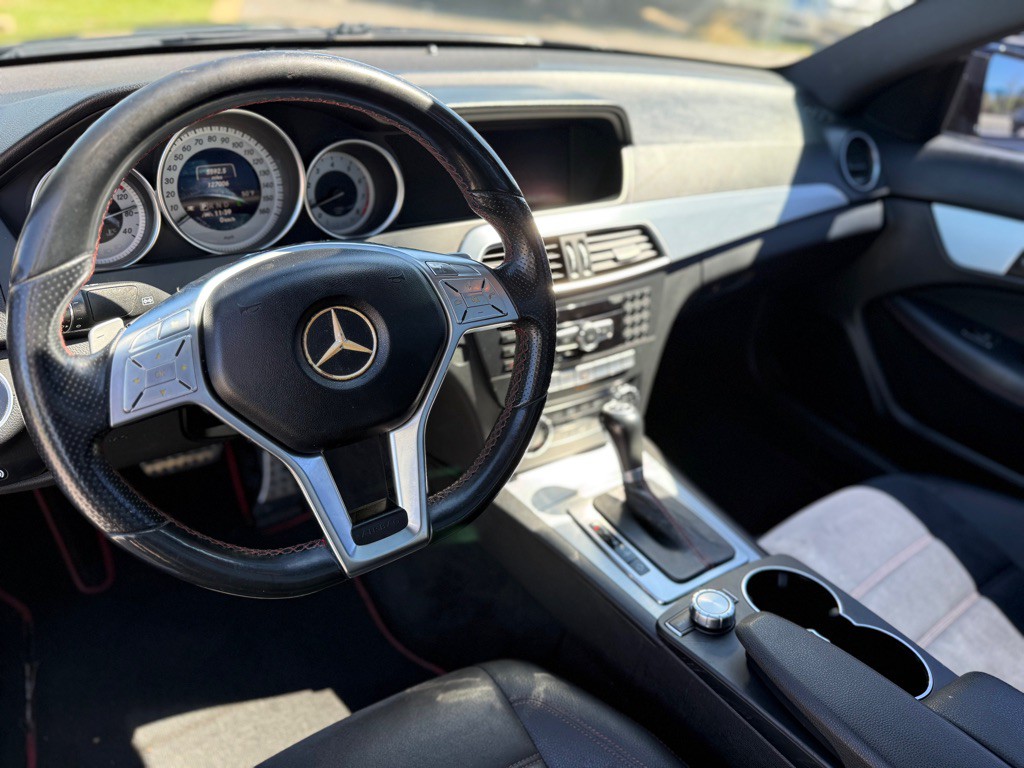 2013 Mercedes-Benz C-Class Image 11
