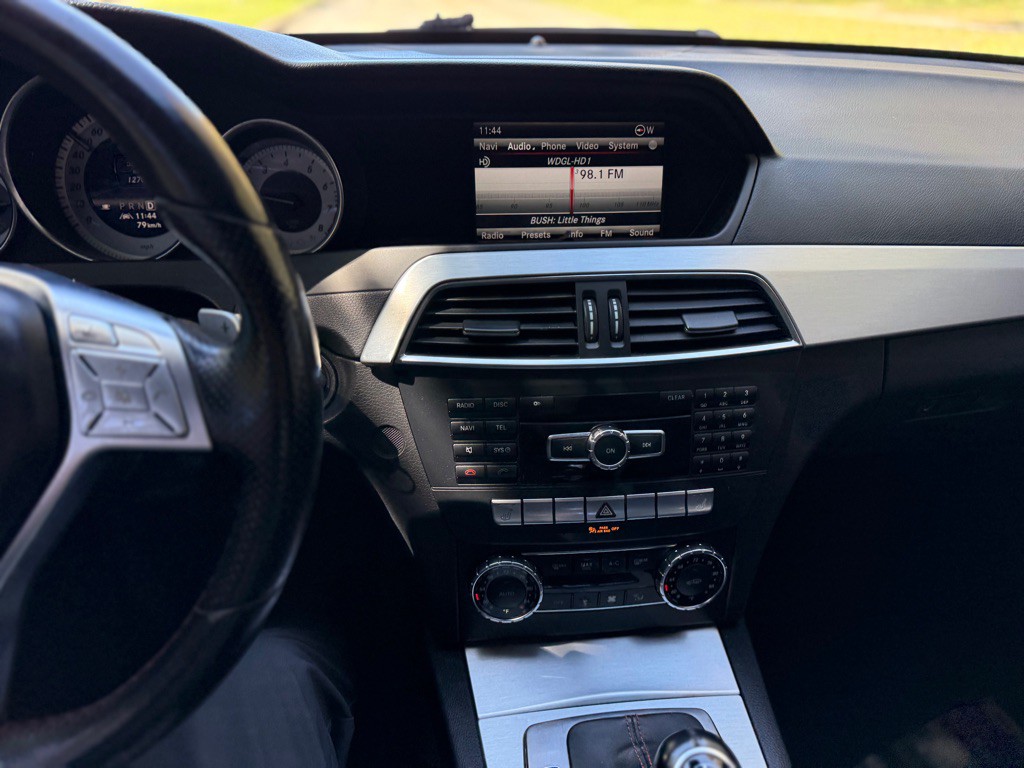 2013 Mercedes-Benz C-Class Image 19