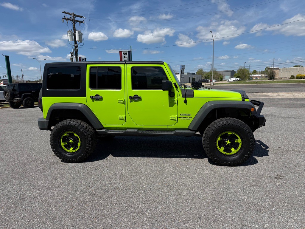 2013 Jeep Wrangler Unlimited Image 4