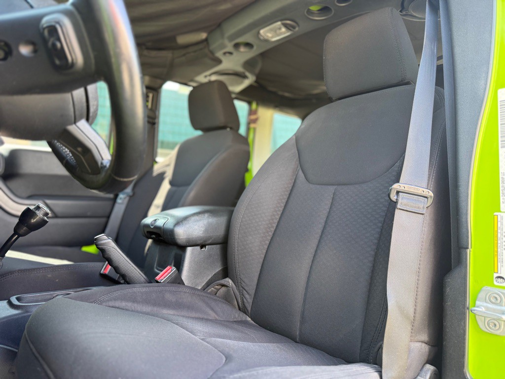 2013 Jeep Wrangler Unlimited Image 9