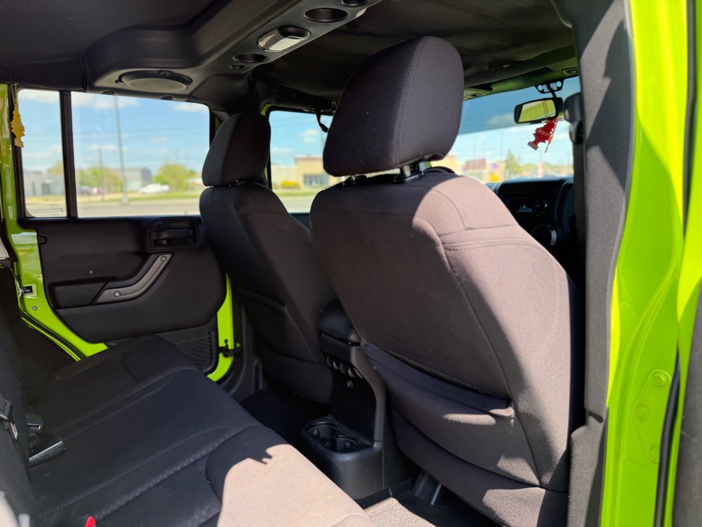 2013 Jeep Wrangler Unlimited Image 17