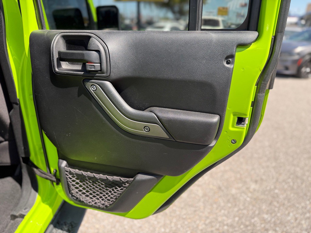 2013 Jeep Wrangler Unlimited Image 18