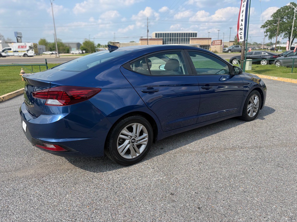 2020 Hyundai Elantra Image 4
