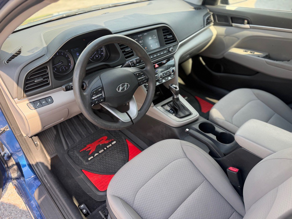 2020 Hyundai Elantra Image 9