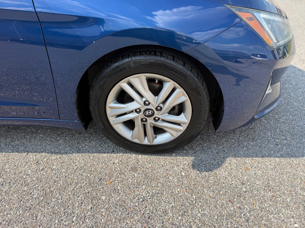 2020 Hyundai Elantra Image 23