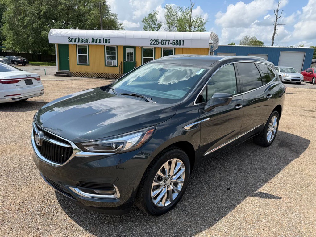 2021 Buick Enclave Image 1