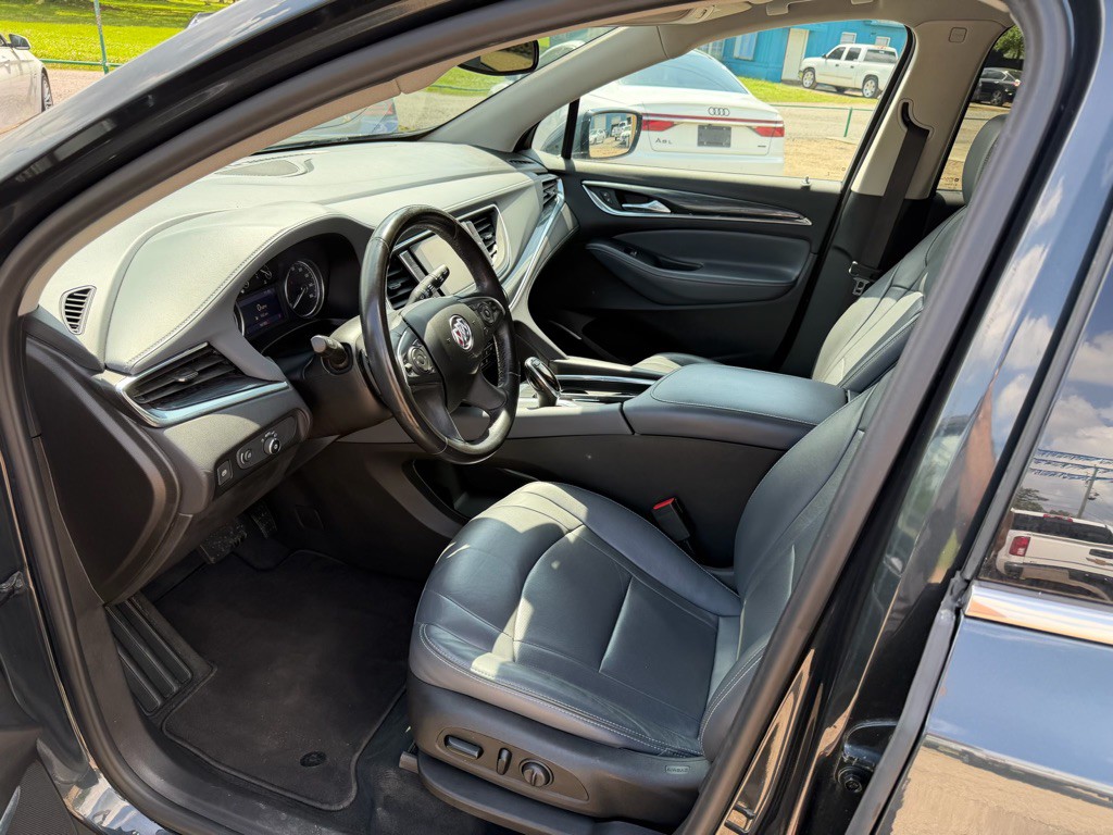 2021 Buick Enclave Image 10