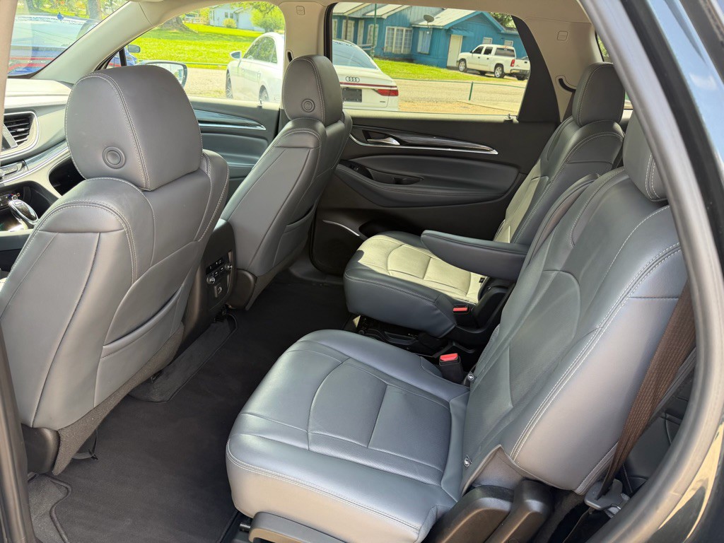 2021 Buick Enclave Image 15