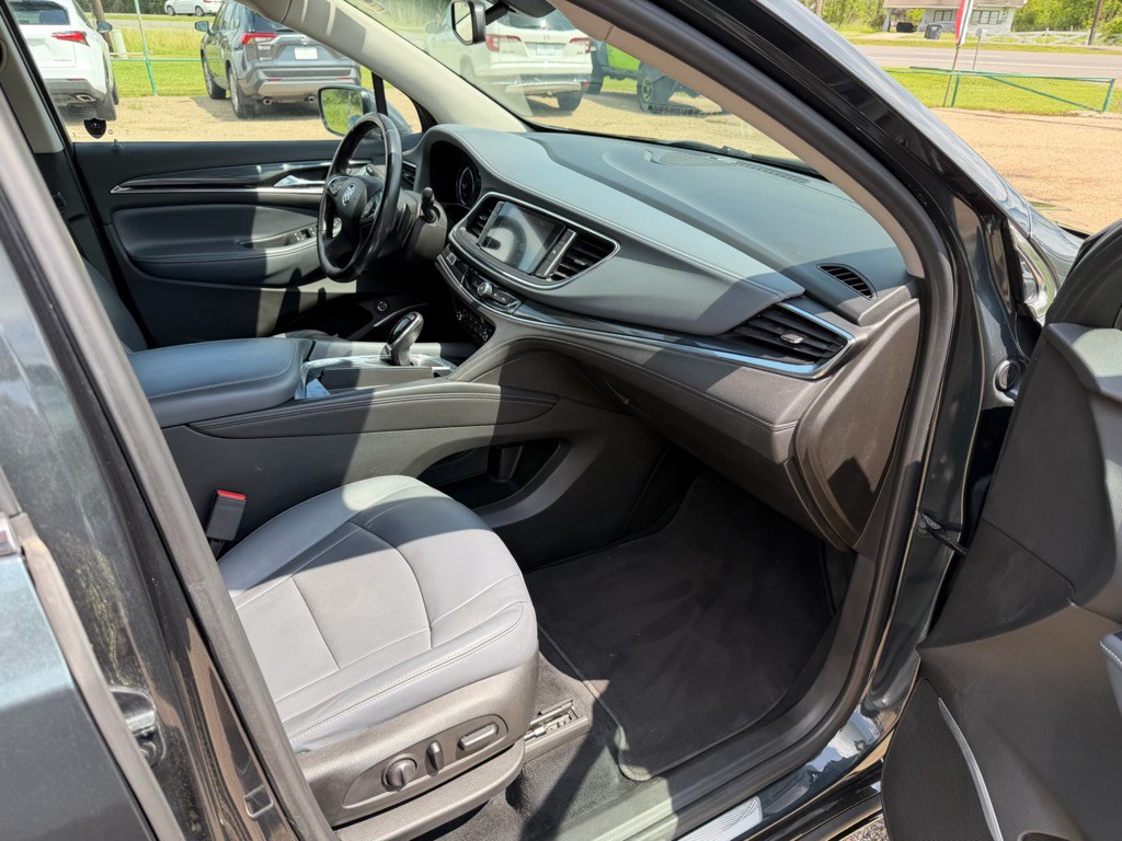 2021 Buick Enclave Image 19
