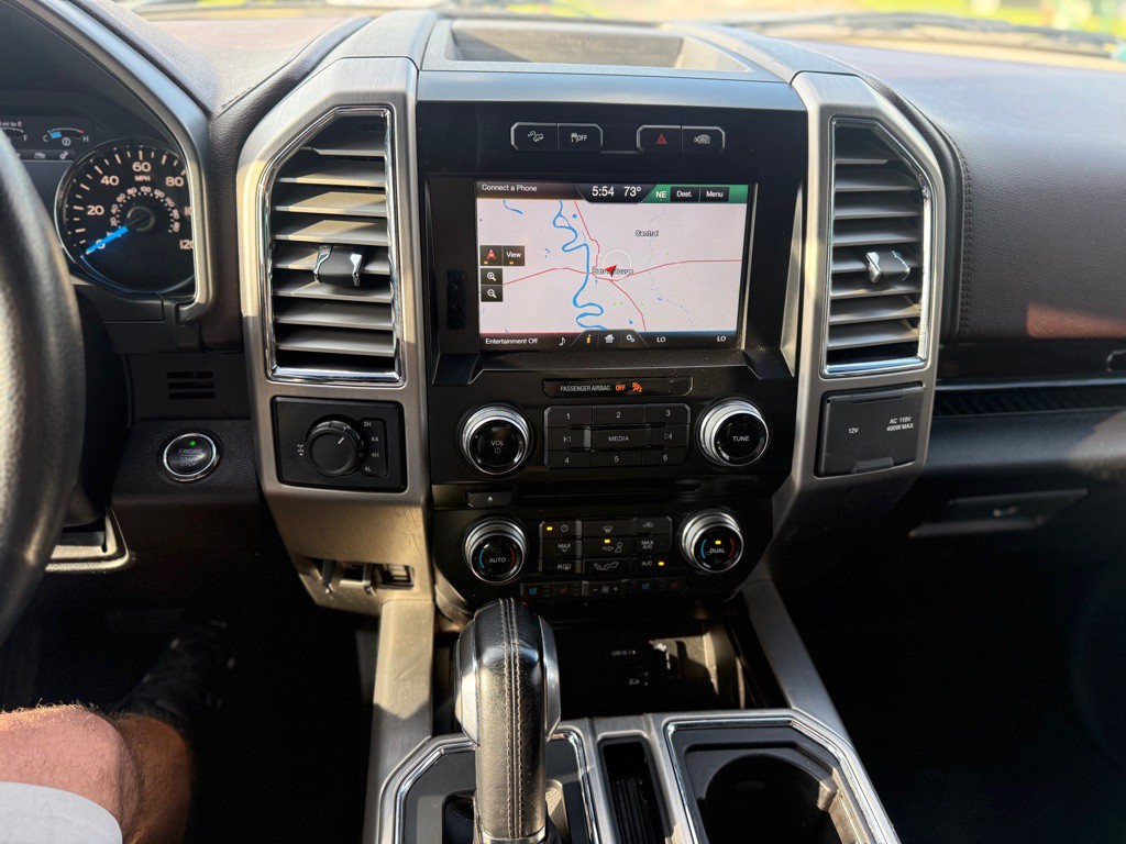 2015 Ford F-150 Image 21