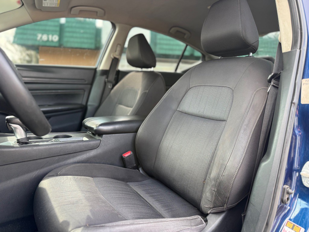 2019 Nissan Altima Image 9