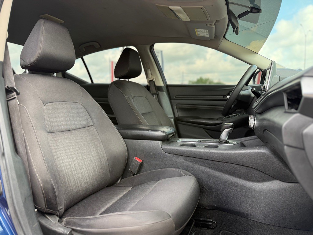 2019 Nissan Altima Image 13