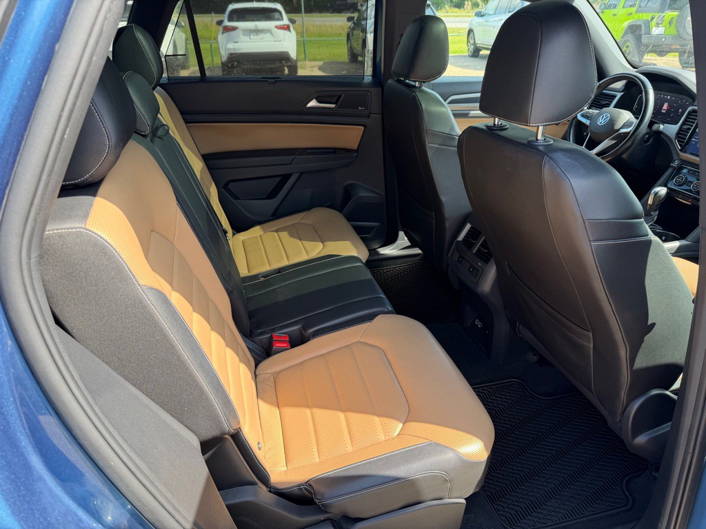 2020 Volkswagen Atlas Cross Sport Image 14