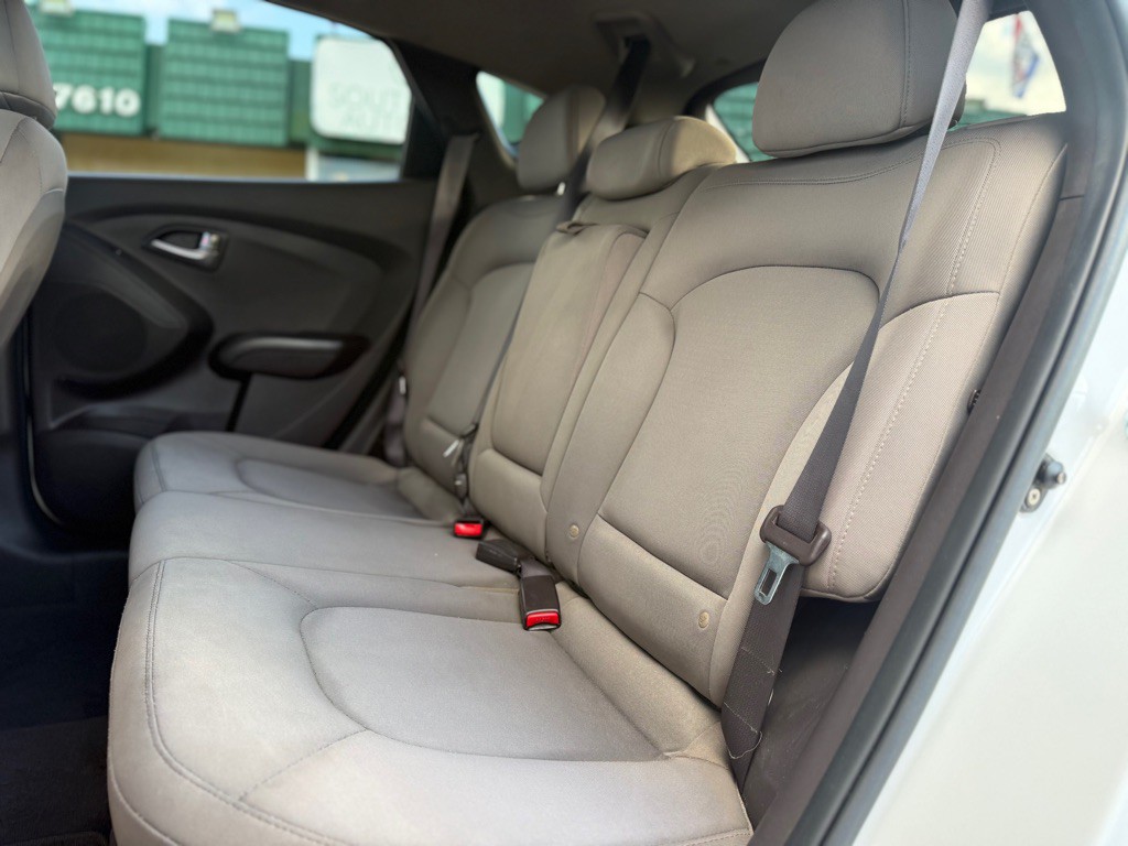 2015 Hyundai Tucson Image 11