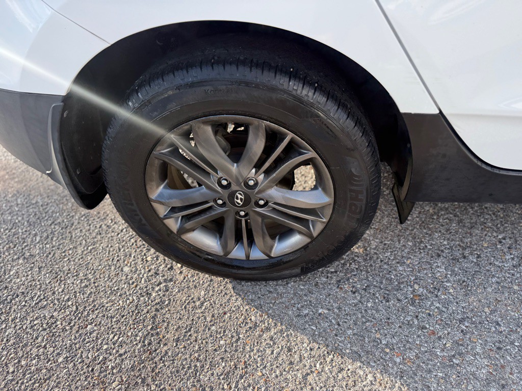 2015 Hyundai Tucson Image 25