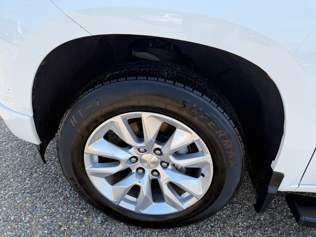 2022 Chevrolet Silverado 1500 Image 2