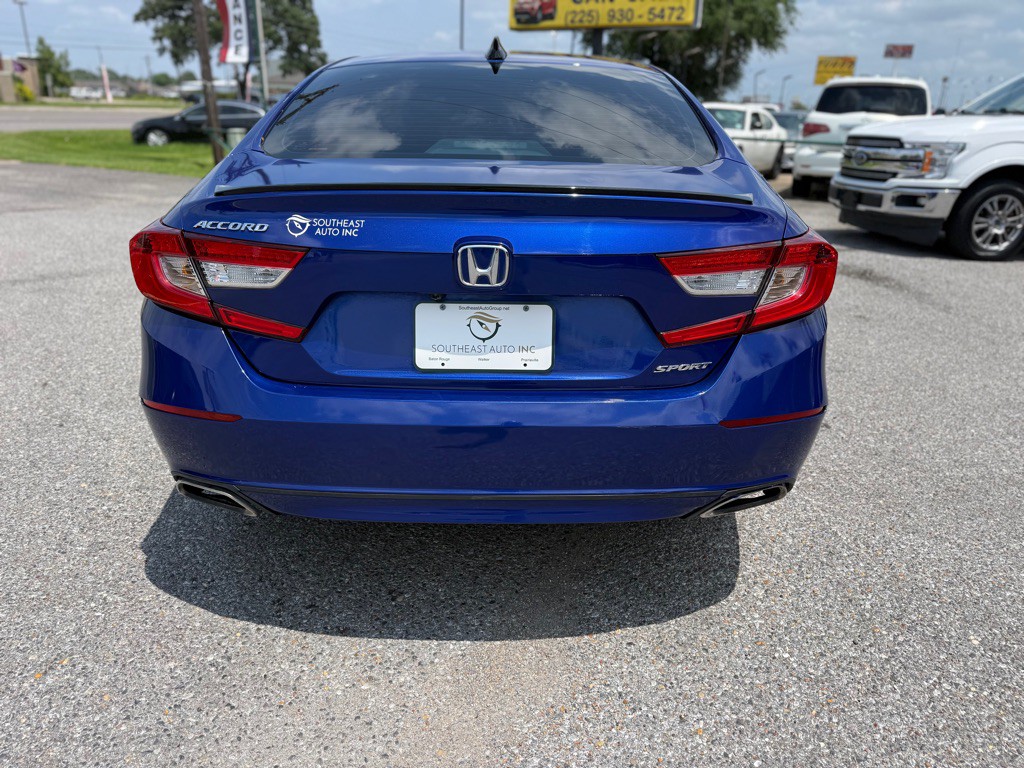2022 Honda Accord Image 6