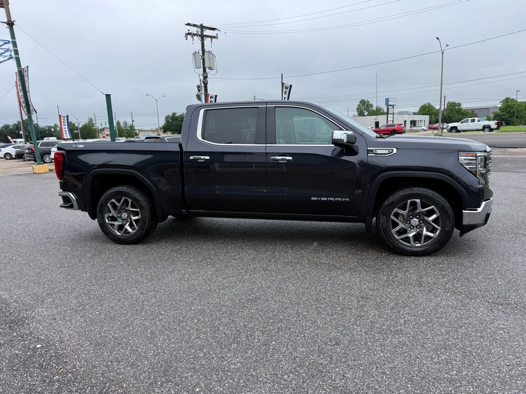 2022 GMC Sierra Image 4