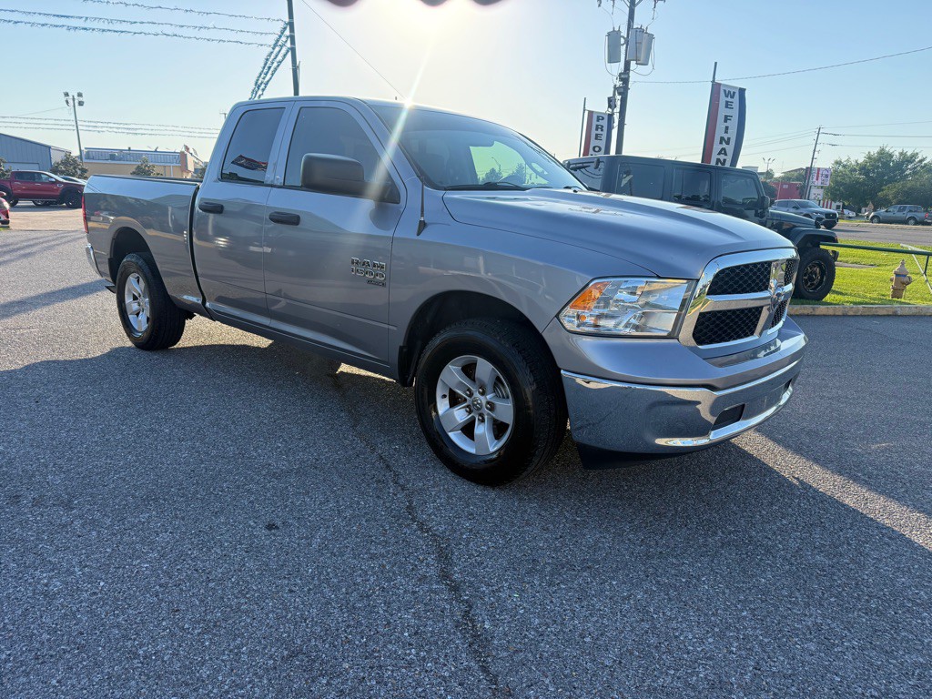 2020 RAM 1500 Image 3