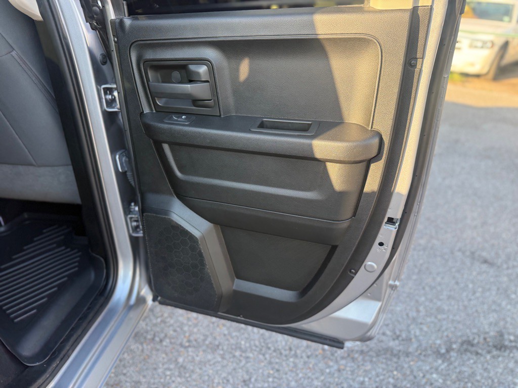 2020 RAM 1500 Image 18