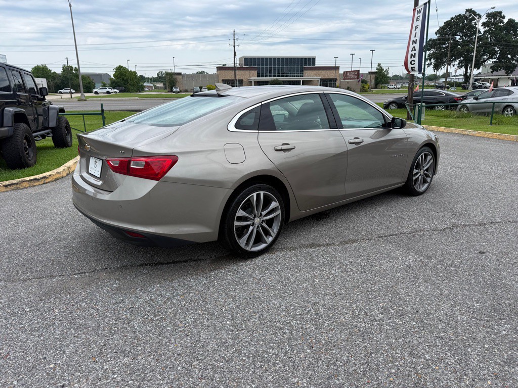 2023 Chevrolet Malibu Image 4
