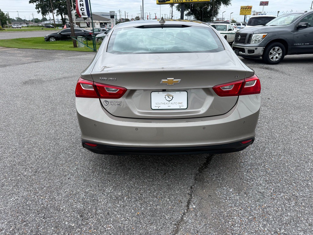 2023 Chevrolet Malibu Image 5