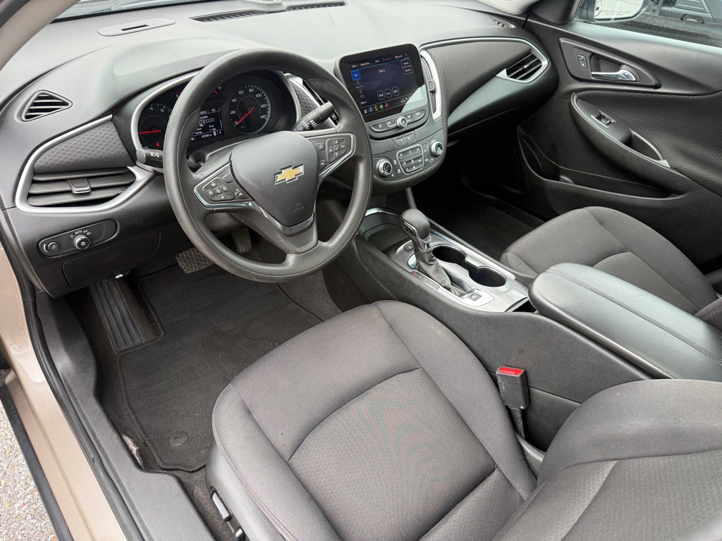 2023 Chevrolet Malibu Image 10