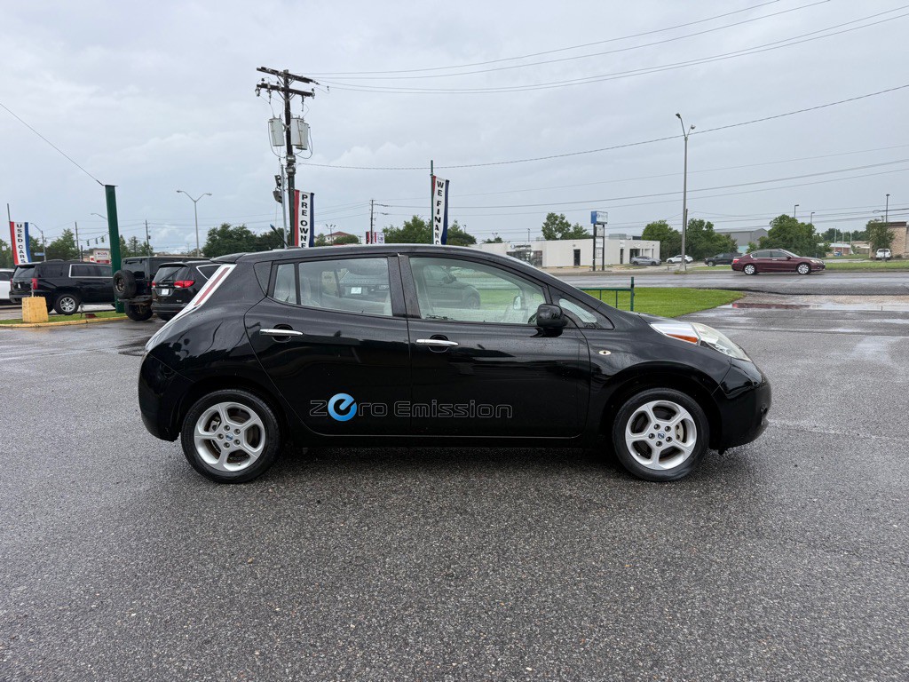2011 Nissan Leaf Image 4
