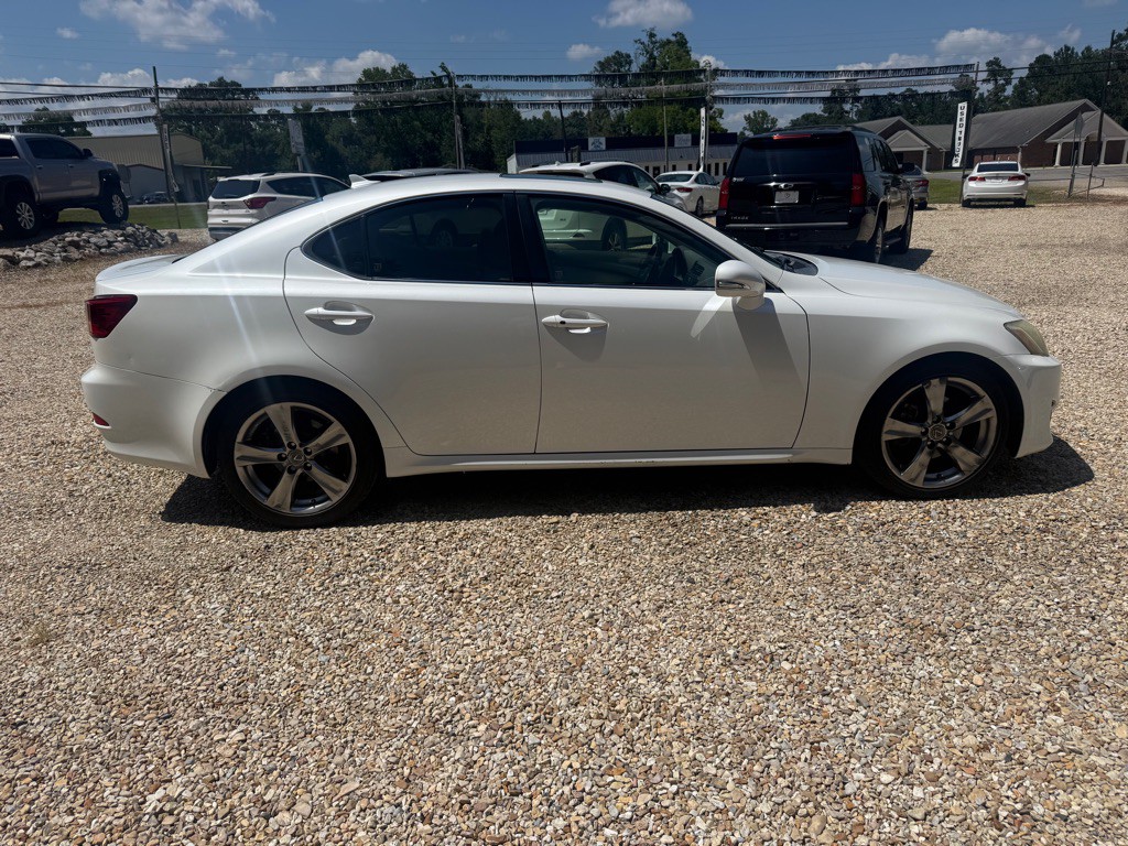 2013 Lexus IS Image 3