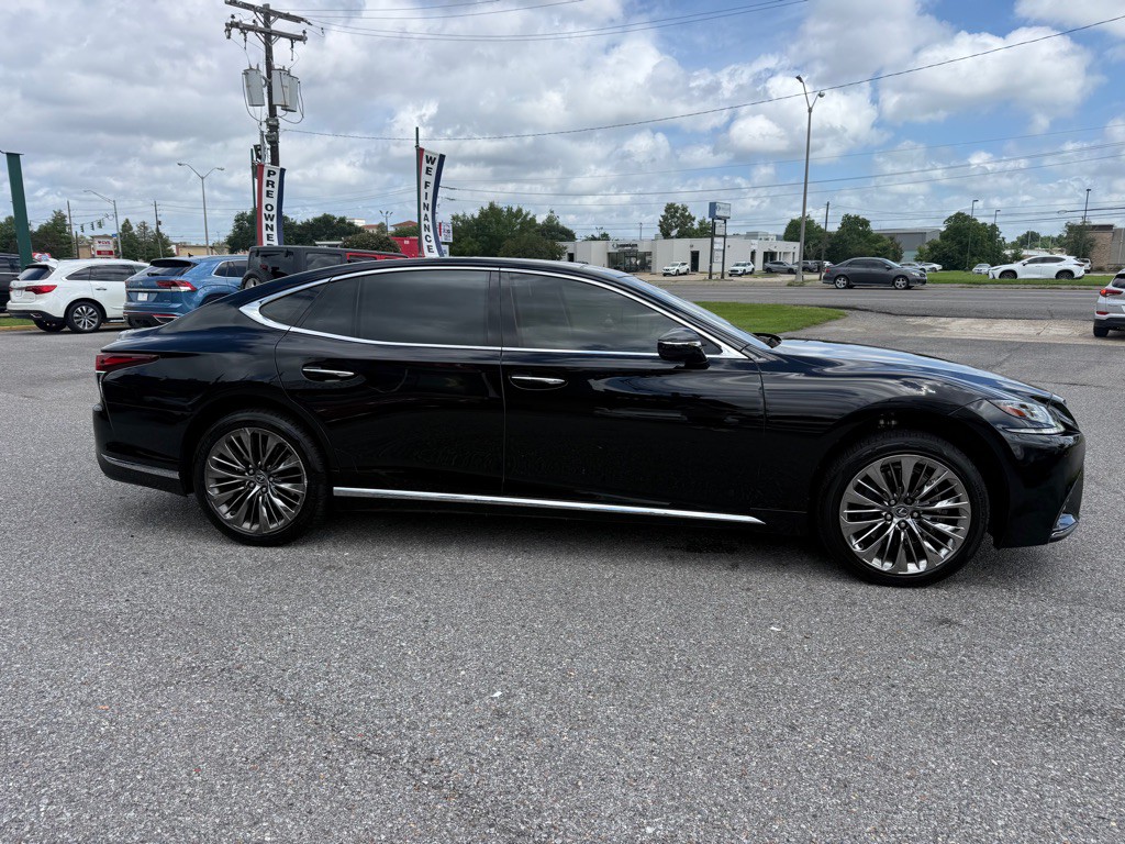 2018 Lexus LS Image 4