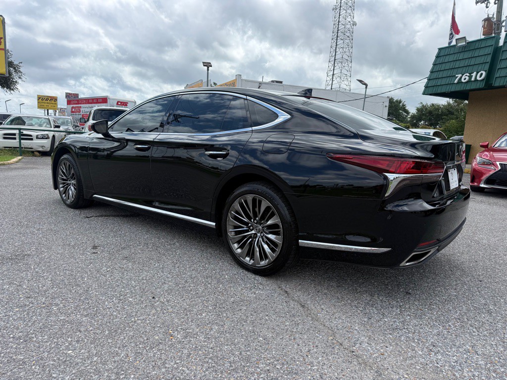 2018 Lexus LS Image 7