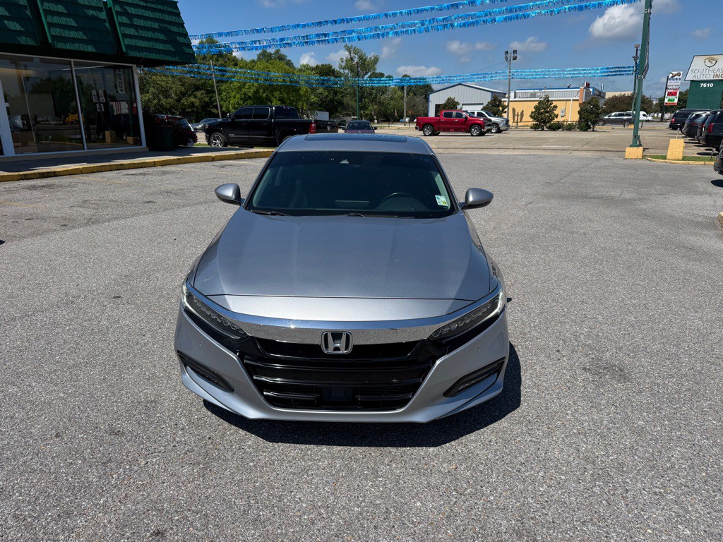 2018 Honda Accord Image 2