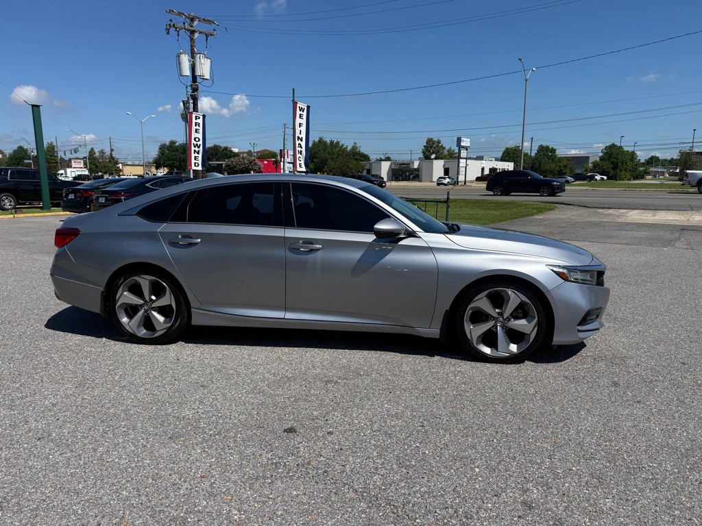 2018 Honda Accord Image 5