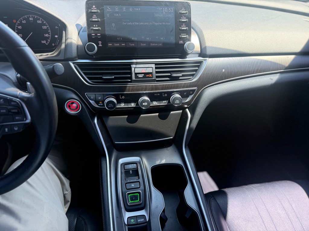2018 Honda Accord Image 23