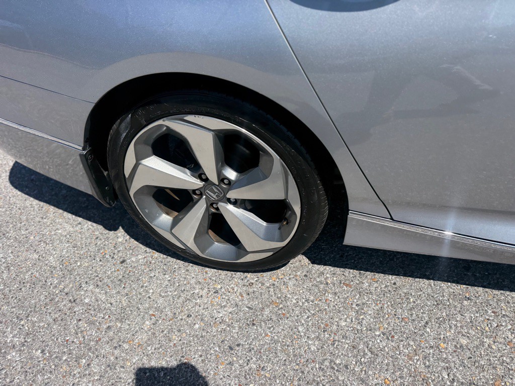 2018 Honda Accord Image 28