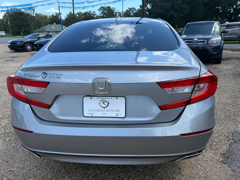 2018 Honda Accord Image 39