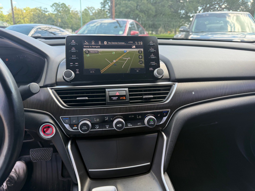 2018 Honda Accord Image 40