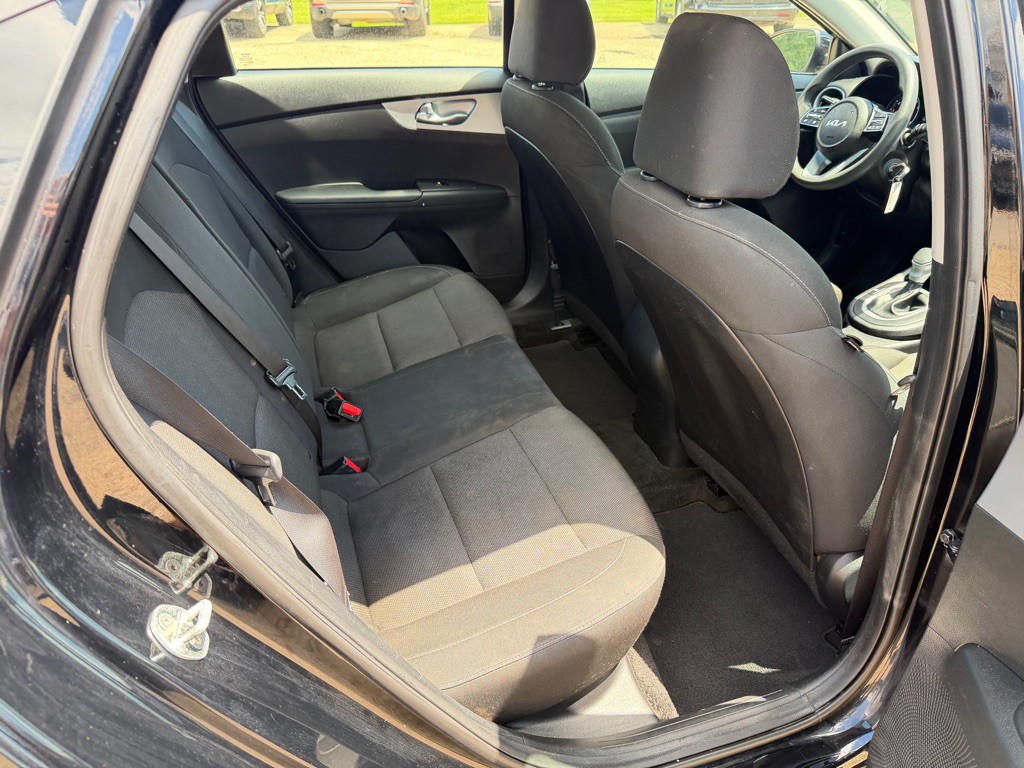 2023 Kia Forte Image 24