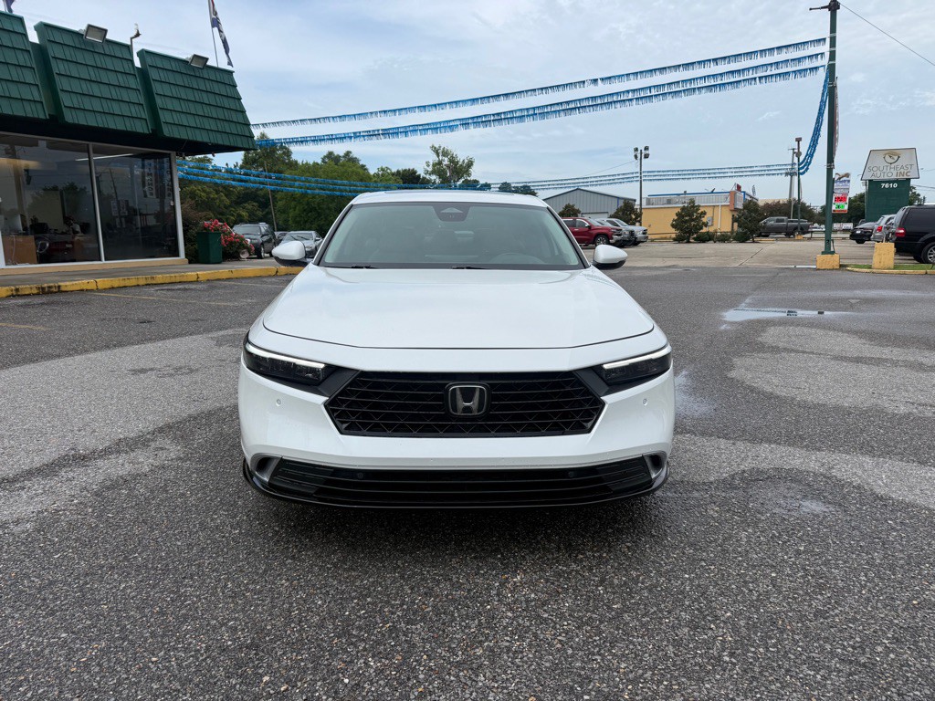 2023 Honda Accord Image 2