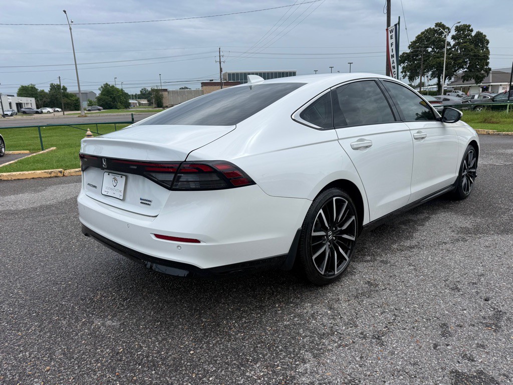 2023 Honda Accord Image 5