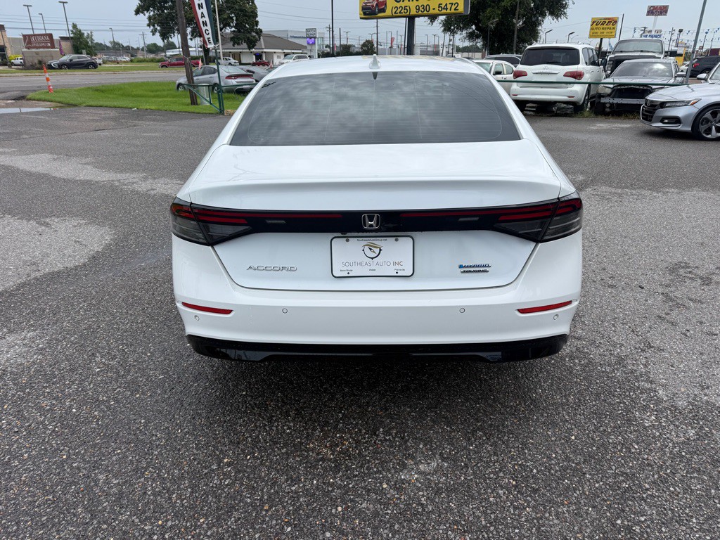 2023 Honda Accord Image 6