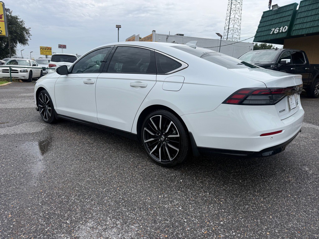 2023 Honda Accord Image 7